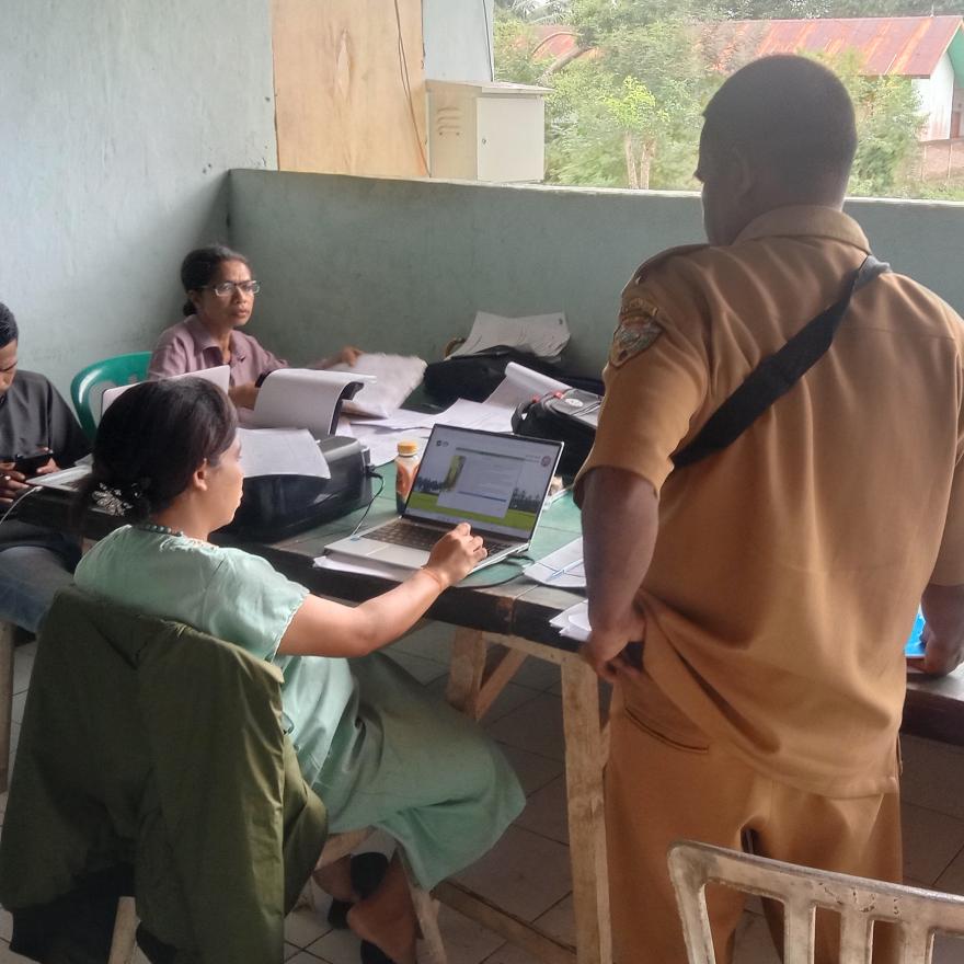 RUTINITAS DAN HARI KERJA DALAM MENYELESAIKAN BEBERAPA DOKUMEN YANG BELUM SELESAI